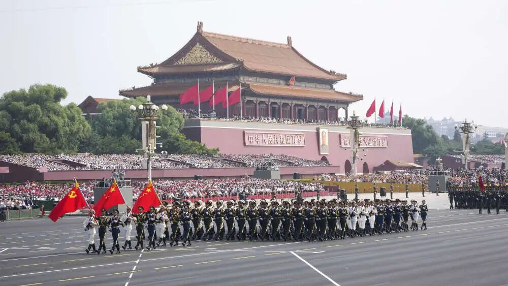 观阅兵盛况，聚奋进力量——J9国际站备用律威民商事调解中心举行九三阅兵仪式观看活动