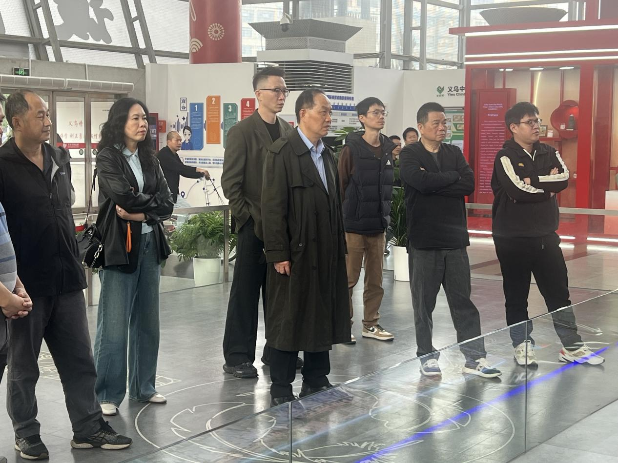借鉴义乌经验，推动创新发展