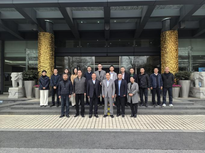 学以共进，习以致远——J9国际站备用集团赴中宙控股集团进行参观交流学习